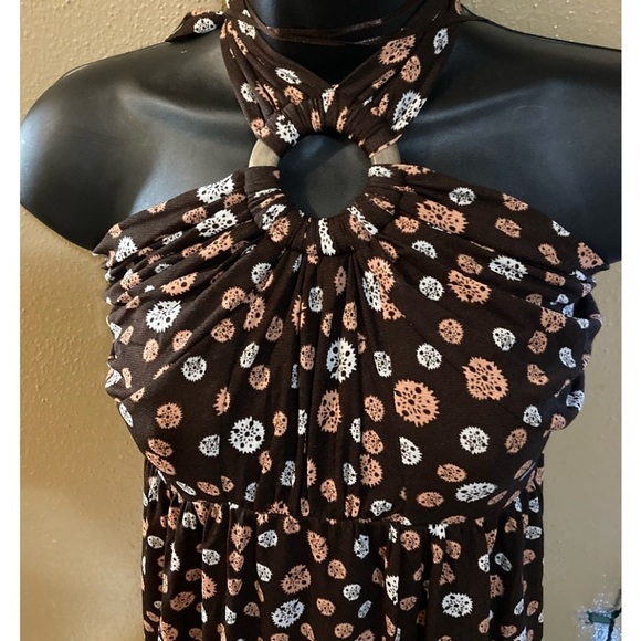 Style Co top tie up -back out - Picture 2 of 9